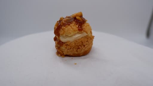 Eclere Caramel Sărat